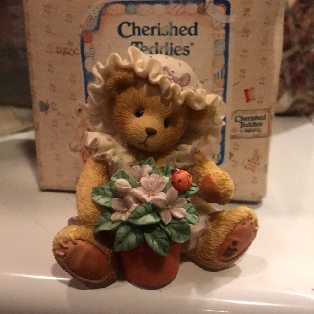 Nib VIOLET cherished teddies 156280